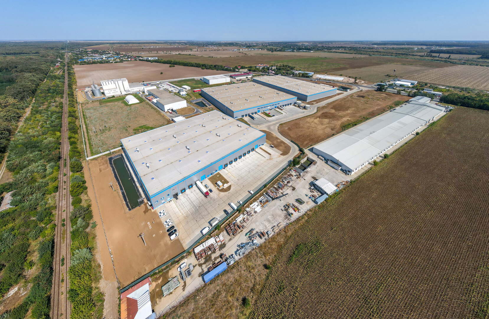 ELI PARKS - DC1, DC2, DC3, DC4