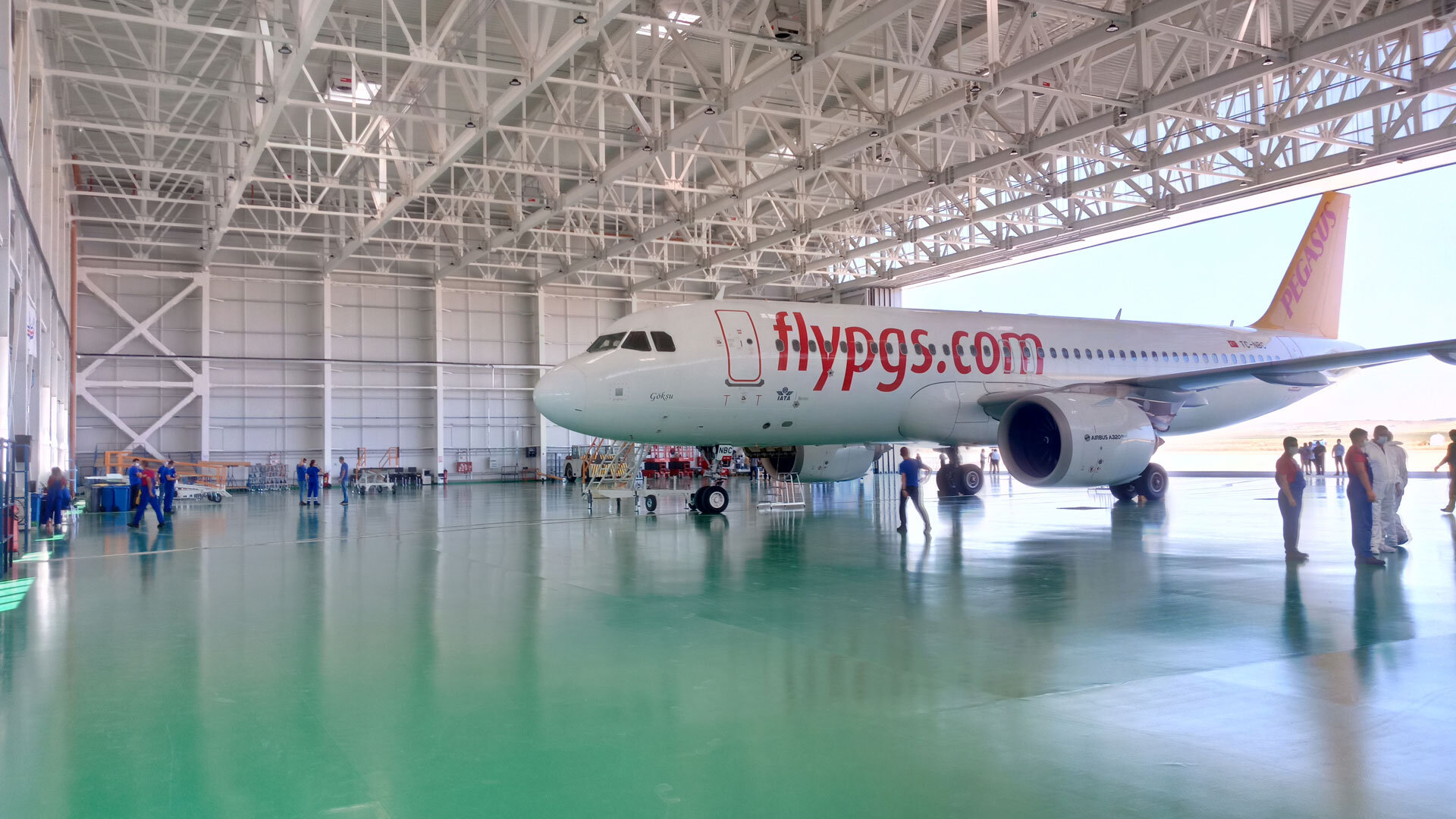 Hangar de mentenanță aeronave civile aeroport Iași