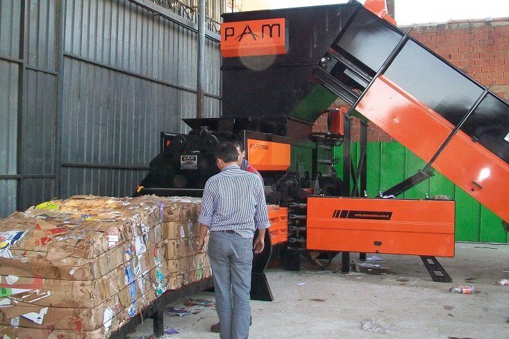 prese de balotat deseuri